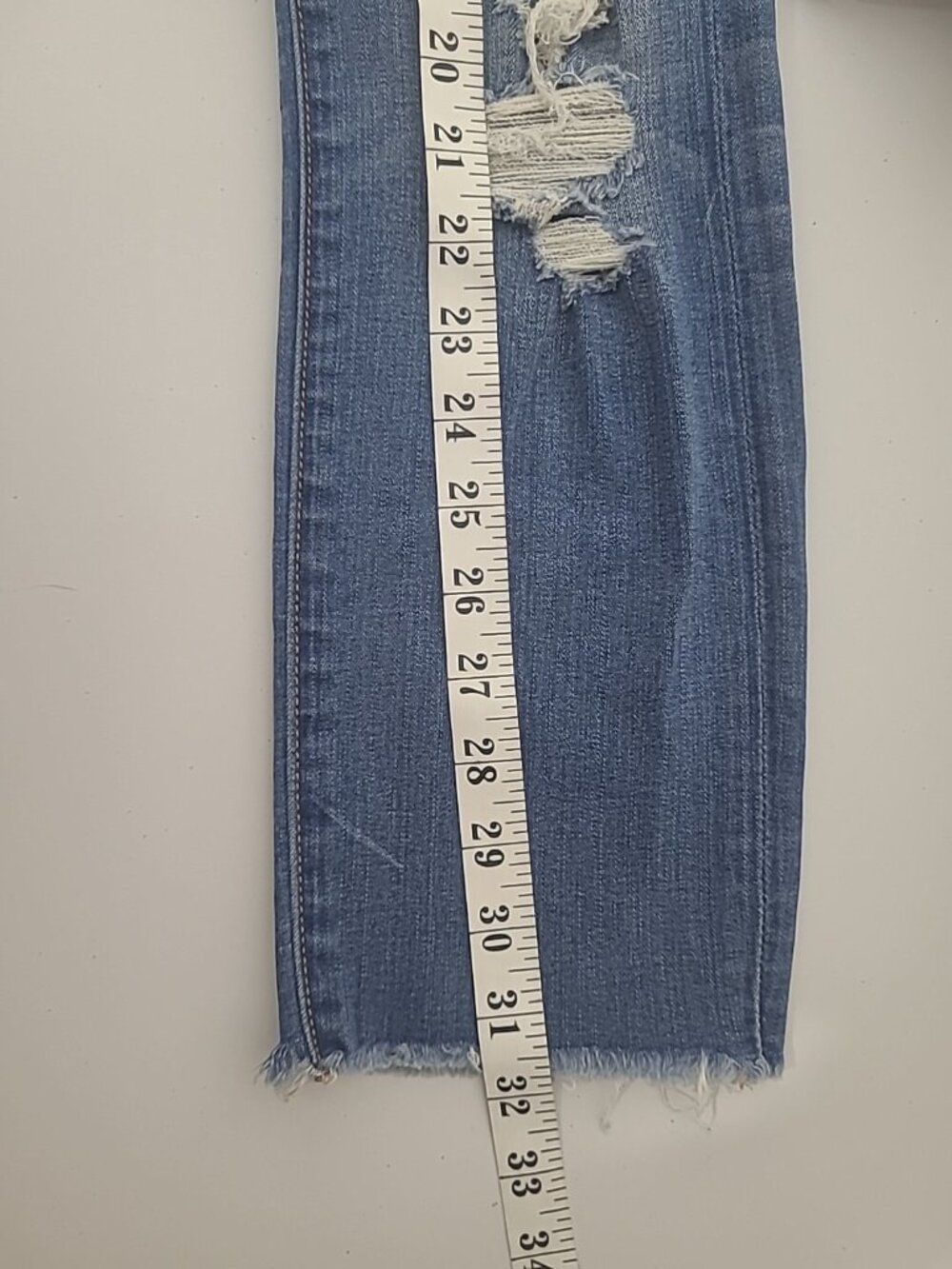 American Eagle Outfitters Super Skinny Stretch Artist Crop Distressed Jeans 4 - Picture 9 of 11